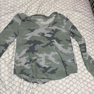 Aeropostale Long sleeve camo waffle knit tee